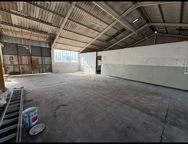 375M² WAREHOUSE TO LET IN ONVERWACHT